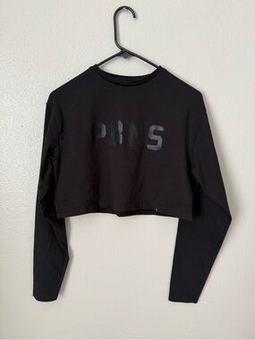 Alphalete Black Cropped Long-Sleeve